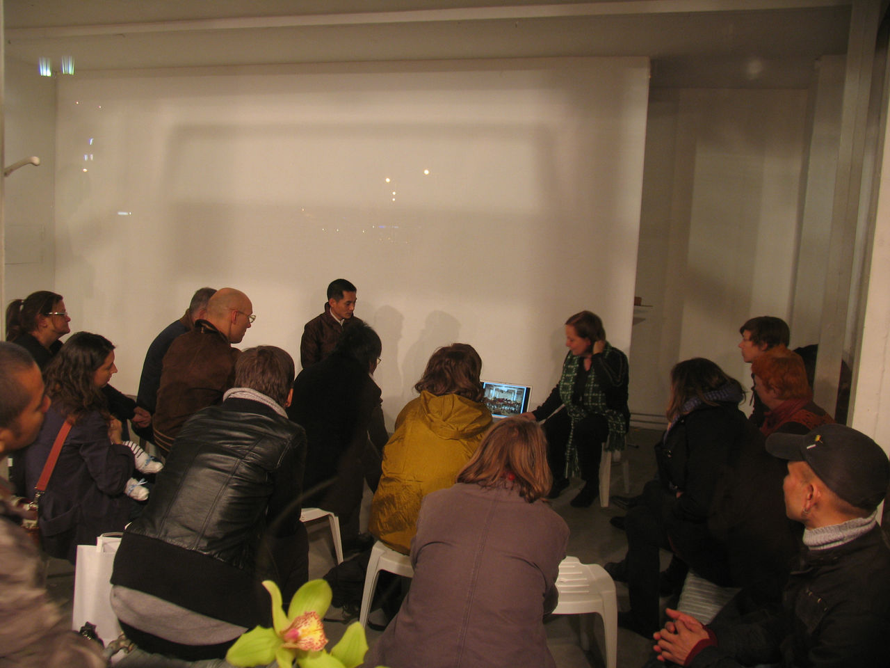 Photographic documentation of RYLLEGA Berlin (Talk: Hanoi's art scene and Ryllega Hanoi, 16 September 2008)